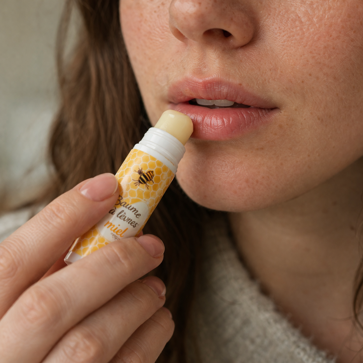 Lèvres gercées : les meilleurs baumes naturels